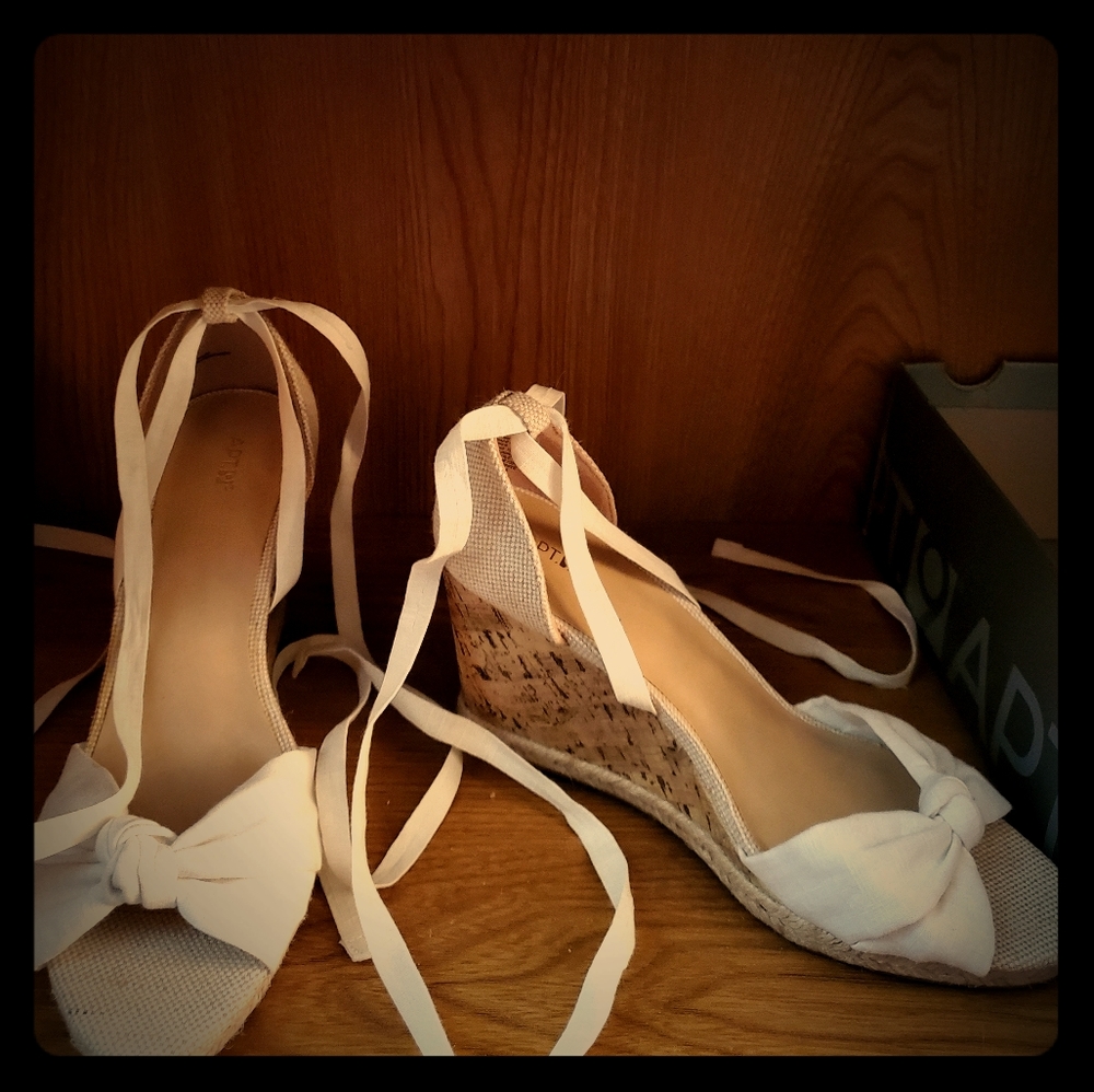 Peep toe wedges